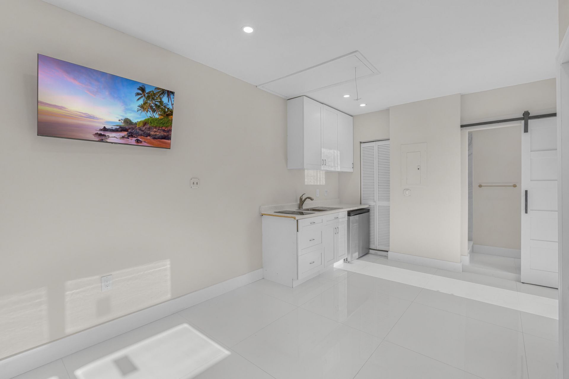 724 NE 2nd Street, Pompano Beach, FL 33060 Photo