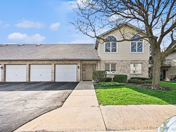 157 Saenz Lane , Unit 157, Joliet, IL 60436