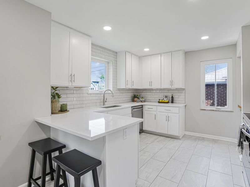 2112 Cresthill Drive, Upper Arlington, OH 43221 Photo 14