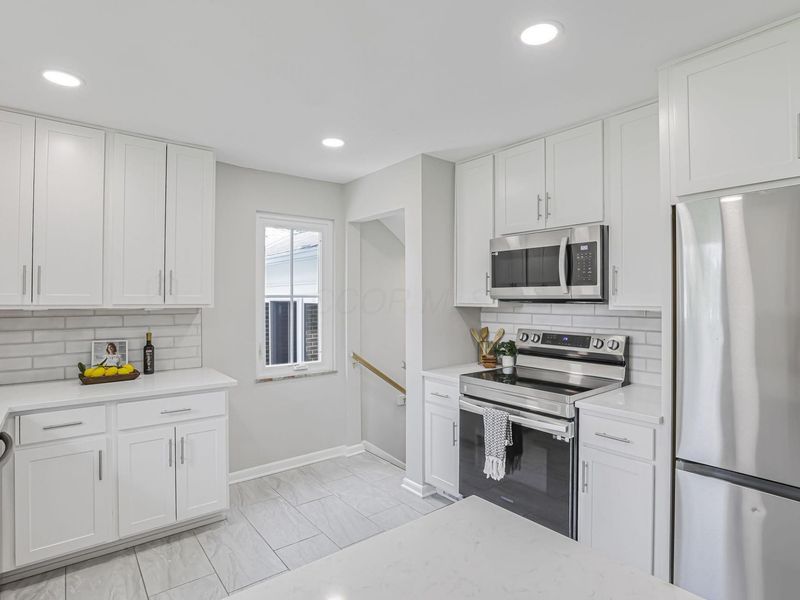 2112 Cresthill Drive, Upper Arlington, OH 43221 Photo 17