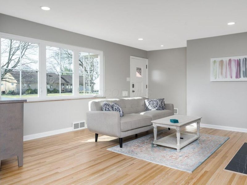 2112 Cresthill Drive, Upper Arlington, OH 43221 Photo 3