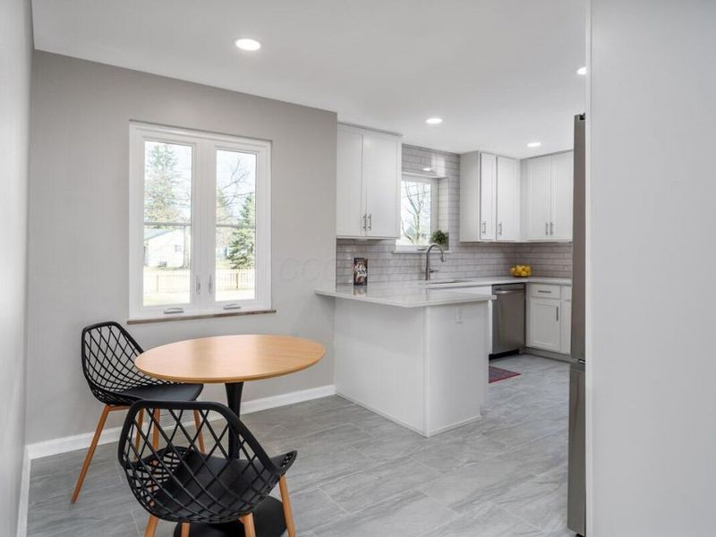 2112 Cresthill Drive, Upper Arlington, OH 43221 Photo 8