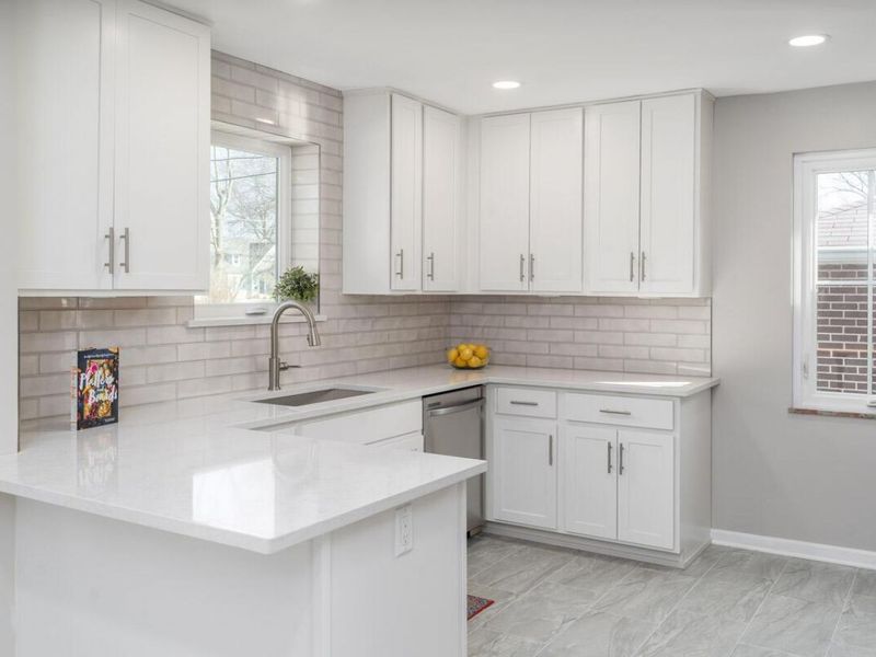 2112 Cresthill Drive, Upper Arlington, OH 43221 Photo 9