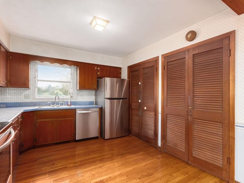 3561 Kingsway Drive, Columbus, OH 43221 Photo 30