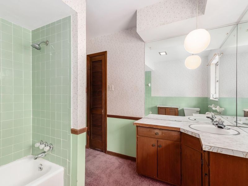 3561 Kingsway Drive, Columbus, OH 43221 Photo 38