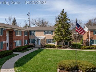 445 Miller Avenue, Rochester, MI 48307