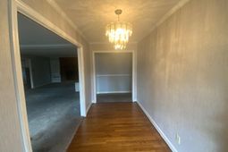 3210 Hunter Drive  photo 4