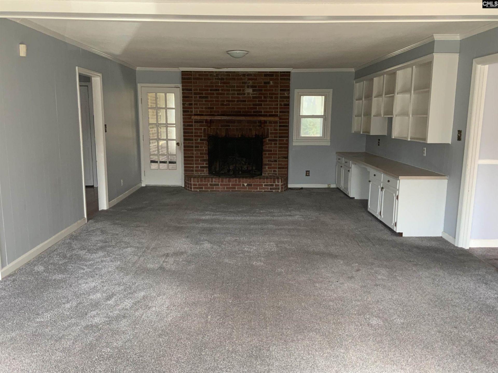 3210 Hunter Drive  Photo 4