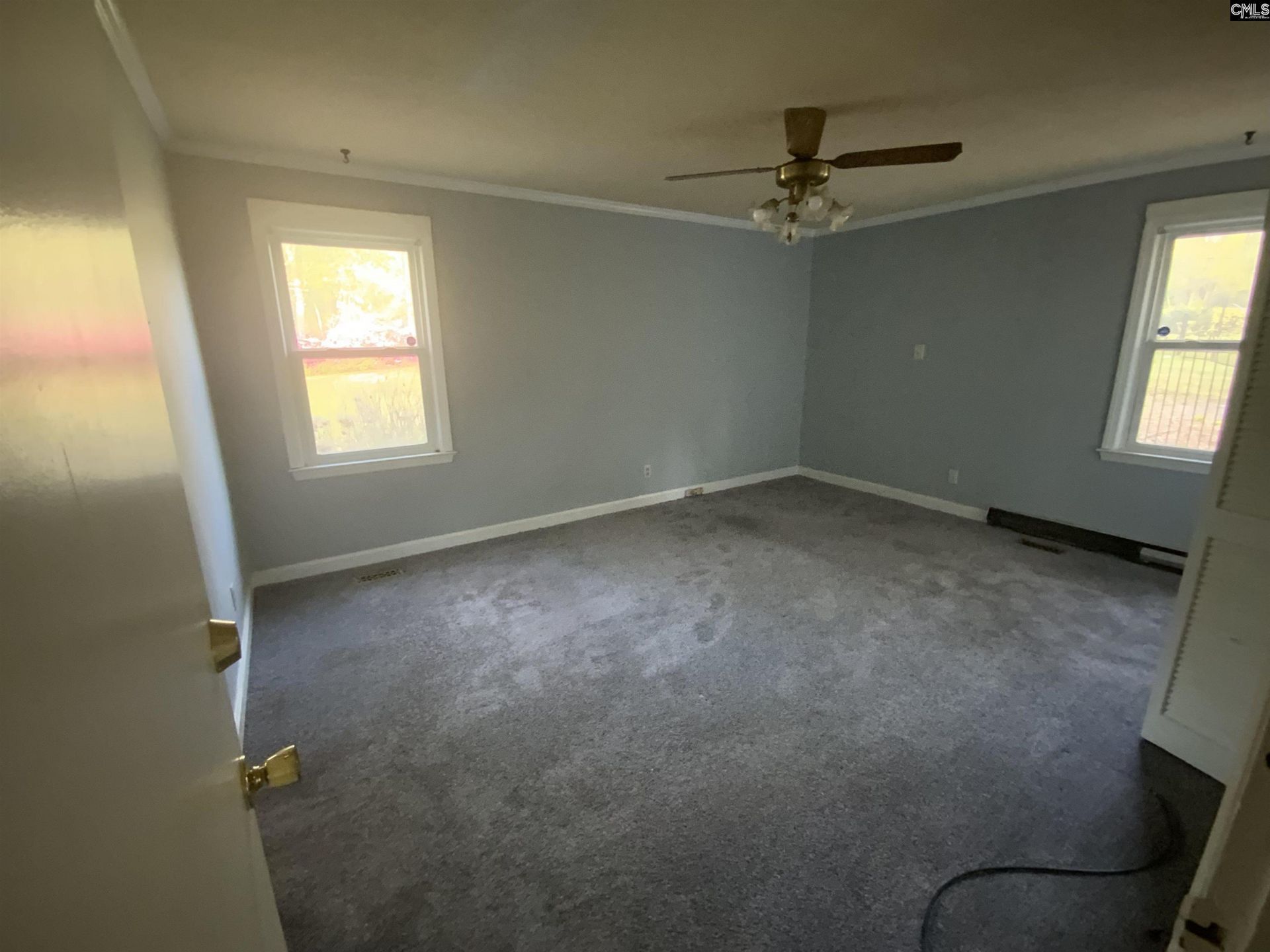 3210 Hunter Drive  Photo 8