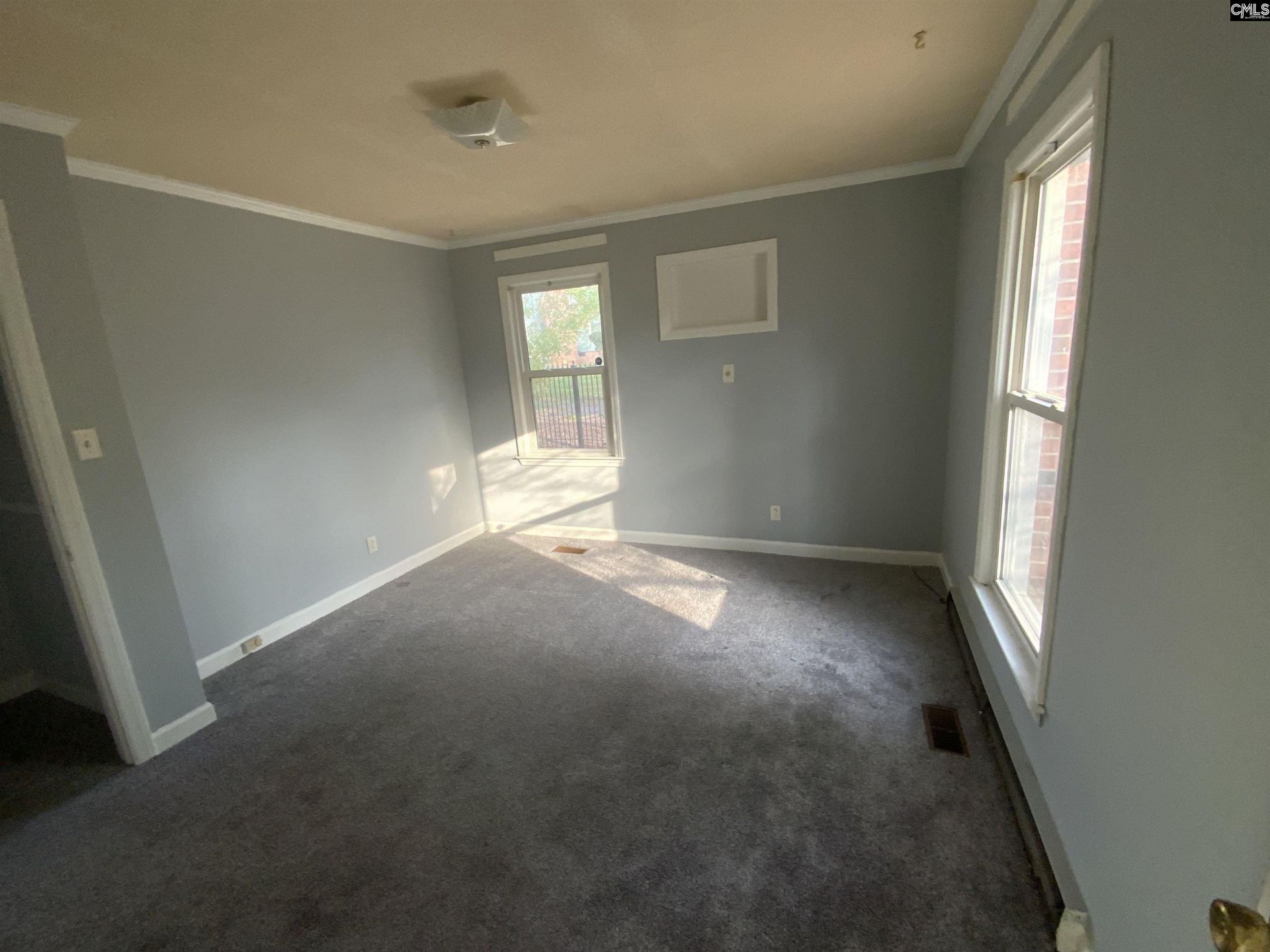 3210 Hunter Drive  Photo 9