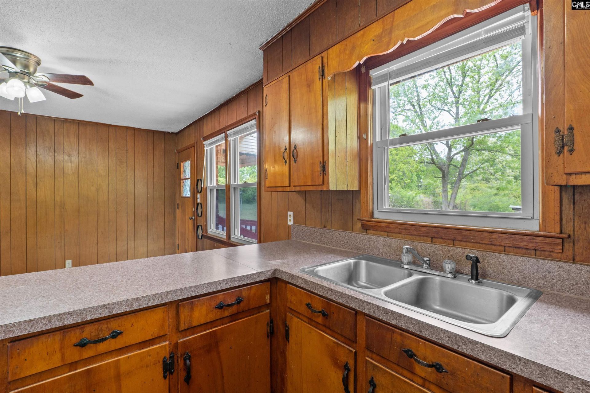 240 Pine Hills Rd  Photo 9