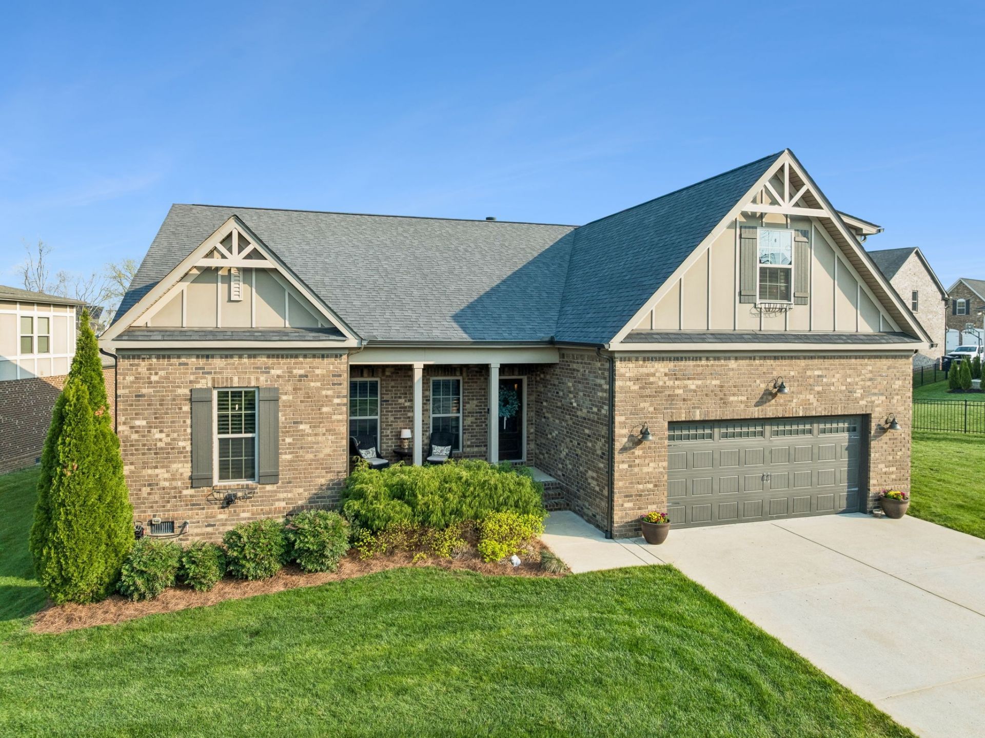 2672 Dunstan Place Dr, Thompsons Station, TN 37179 Main Photo