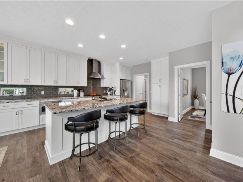 32646 Albion Drive, Avon Lake, OH 44012 Photo 7