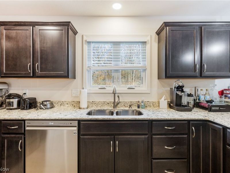 1254 Cross Drive, Austintown, OH 44515 Photo 7