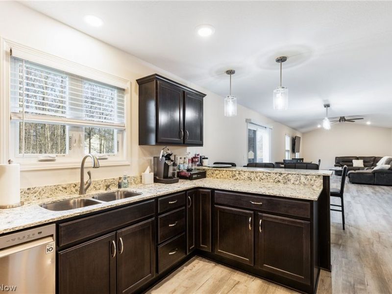 1254 Cross Drive, Austintown, OH 44515 Photo 9