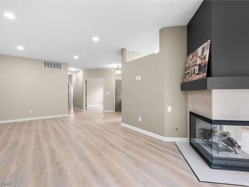 116 Vista Court, North Olmsted, OH 44070 Photo 12