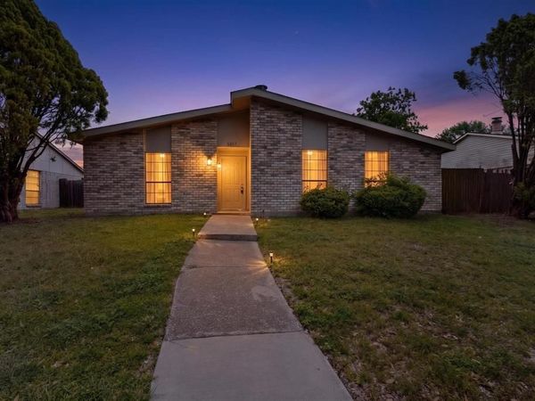 5217 Aberdean Trail, Grand Prairie, TX 75052