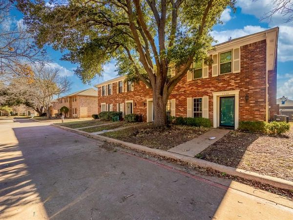 7337 Kingswood Circle, Fort Worth, TX 76133