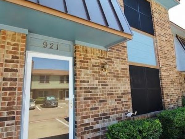 921 Cedar Terrace, Cedar Hill, TX 75104