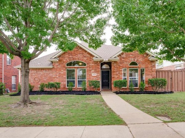 1404 Valley Trail, Irving, TX 75063