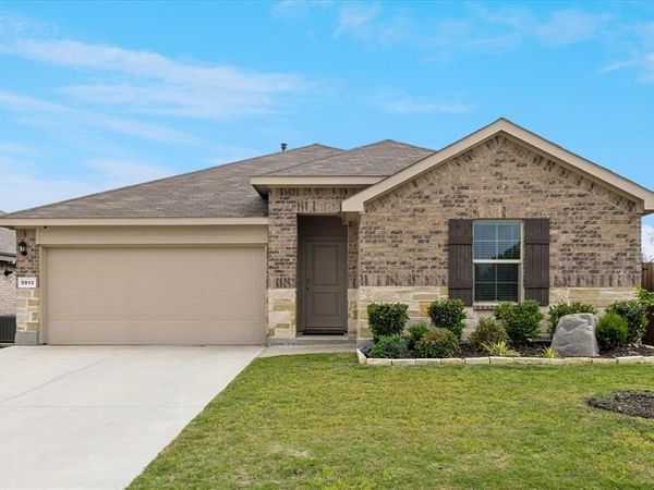5913 Silverjack Trail, Denton, TX 76226