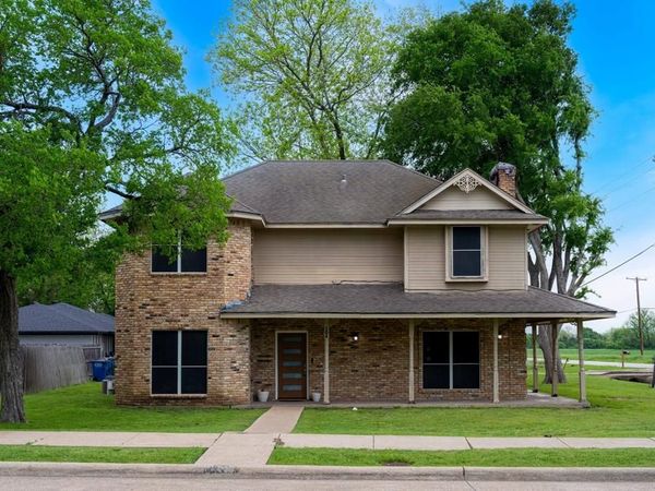 104 Pecan Grove, Lancaster, TX 75146