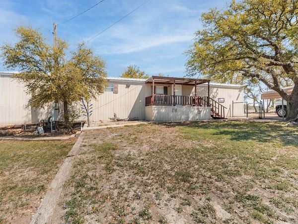 124 Lohn Street, Brady, TX 76825