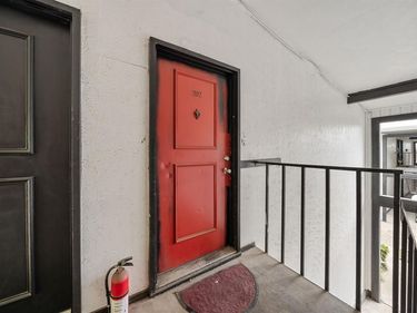 2627 Douglas Avenue, Unit 202, Dallas, TX 75219