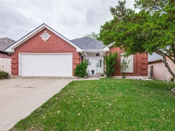 4818 Ashworth Court, Arlington, TX 76017