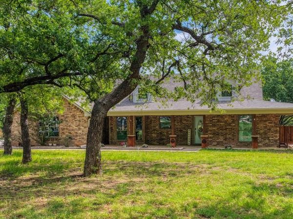 115 Deerfield Road, Paradise, TX 76073