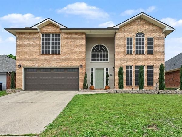 6713 Cambrian Way, Fort Worth, TX 76137