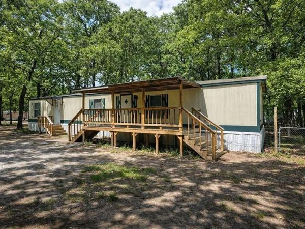 1300 Red Hawk Bay Drive, West Tawakoni, TX 75474