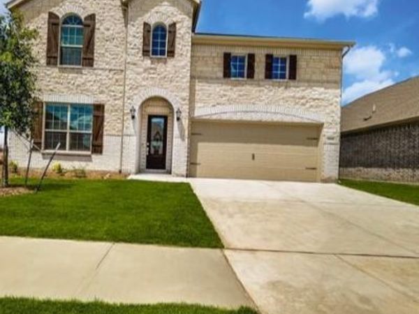 1033 Rosebay Drive, Justin, TX 76247