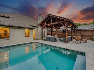 1701 Belle Place, Fort Worth, TX 76107
