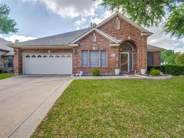 2213 Dove Meadow Drive, Flower Mound, TX 75028