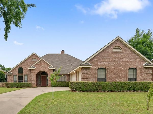 716 Smokerise Circle, Denton, TX 76205