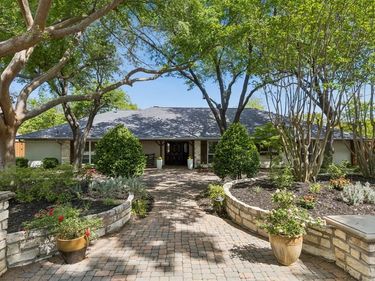 6879 Mossvine Circle, Dallas, TX 75254