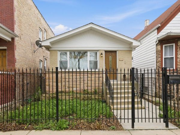 4311 W Shakespeare Avenue , Chicago, IL 60639