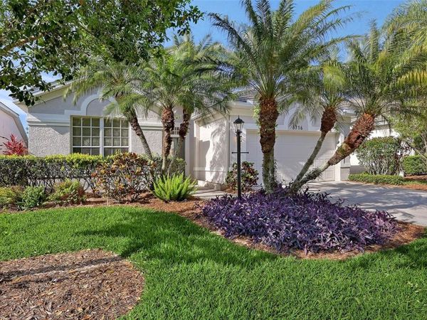 6716 SPRING MOSS PLACE, LAKEWOOD RANCH, FL 34202
