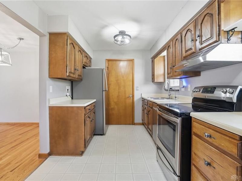 807 Sequoia Court, Dayton, OH 45419 Photo 17