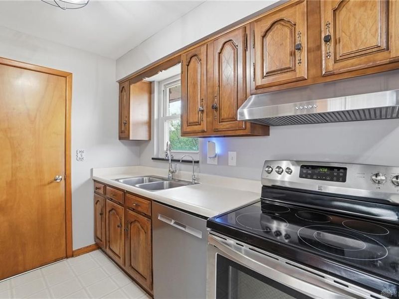 807 Sequoia Court, Dayton, OH 45419 Photo 19