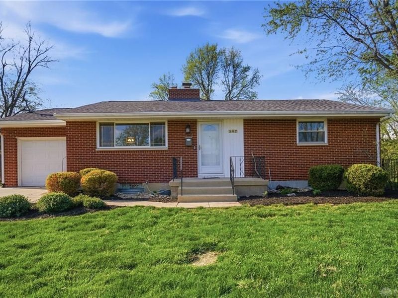 807 Sequoia Court, Dayton, OH 45419 Photo 3