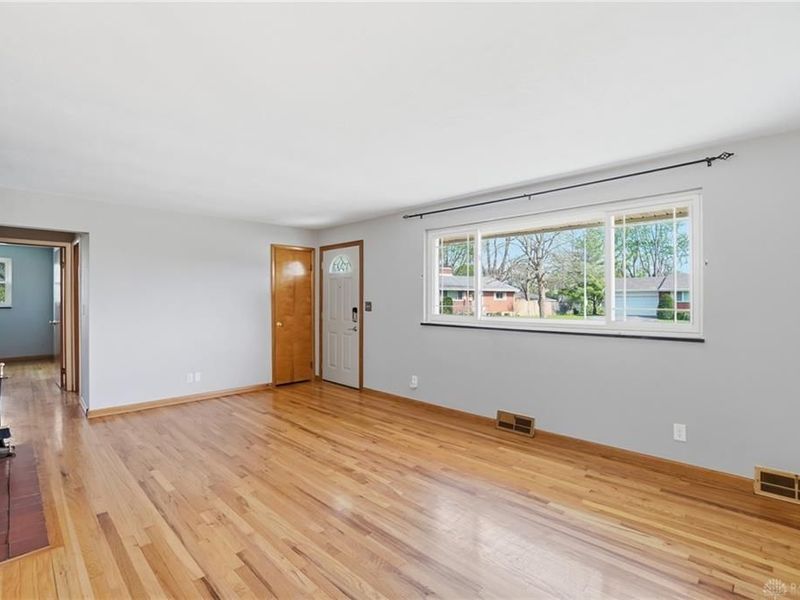 807 Sequoia Court, Dayton, OH 45419 Photo 6