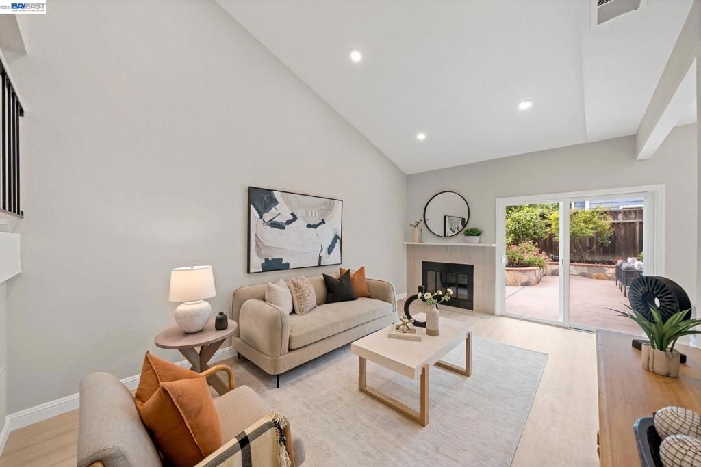 5405 Diana Common, Fremont, CA 94555 Main Photo