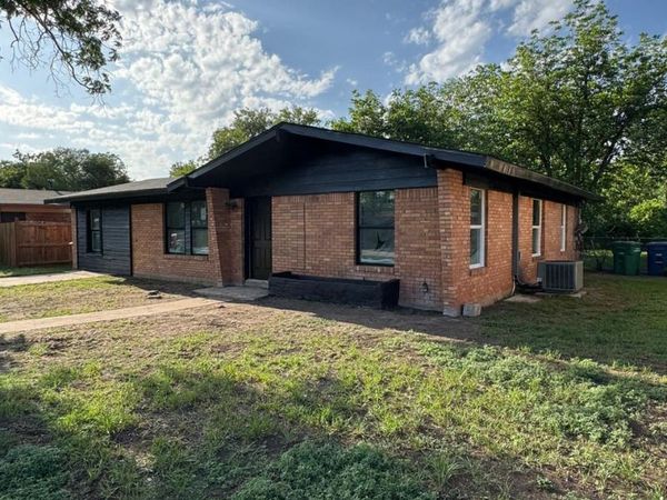 4627 LAKEWOOD DR, San Antonio, TX 78220