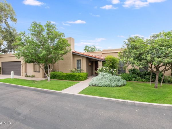 5315 N LA PLAZA Circle, Phoenix, AZ 85012