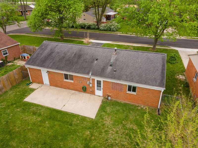 253 Lutz Drive, Englewood, OH 45322 Photo 10