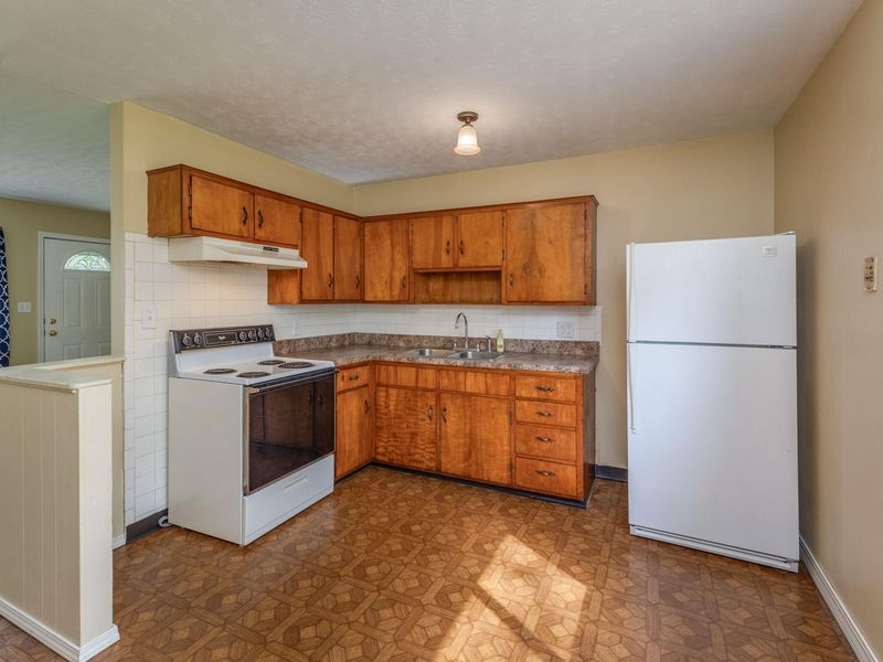 253 Lutz Drive, Englewood, OH 45322 Photo 16