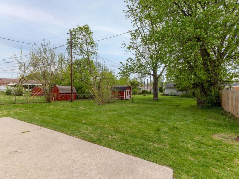 253 Lutz Drive, Englewood, OH 45322 Photo 9