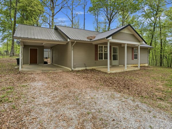 71 Periwinkle Path , Leoma, TN 38468